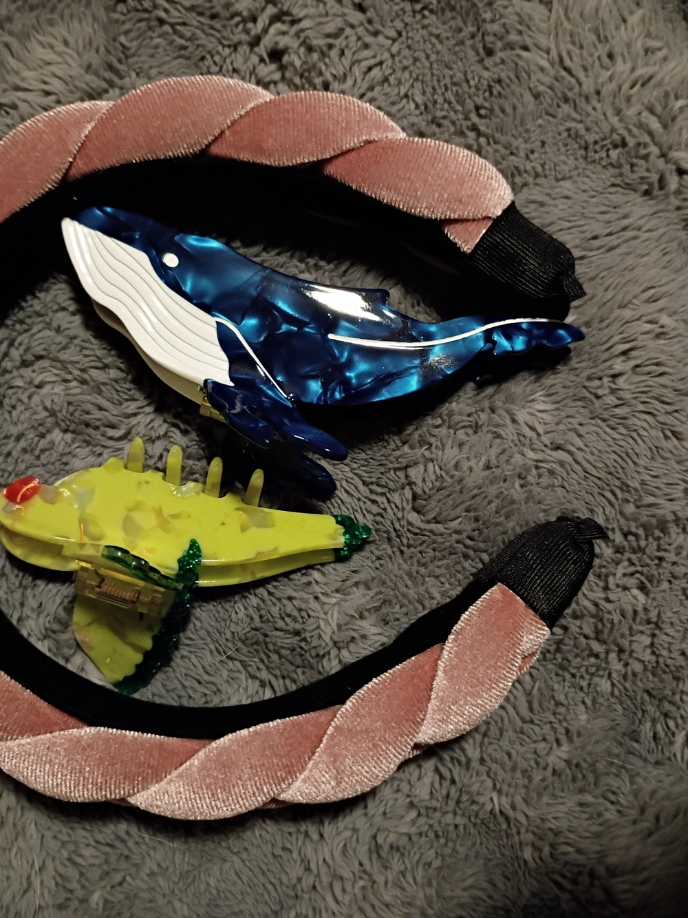Headband And 2 Hair Clips